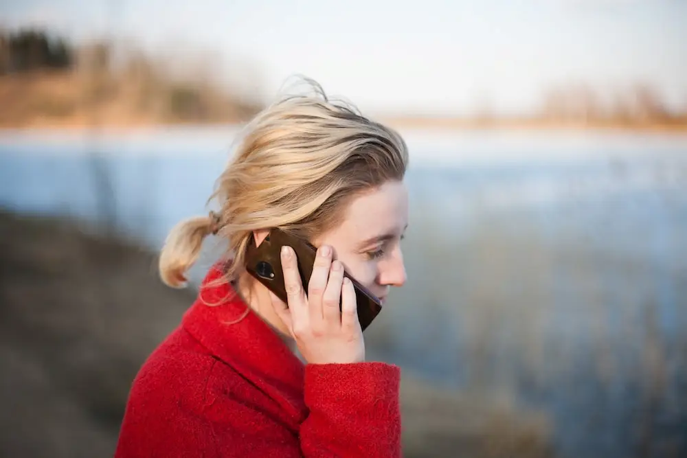 Telefonla Konuşurken Neden Rüzgar Sesi Duyuyorsunuz?